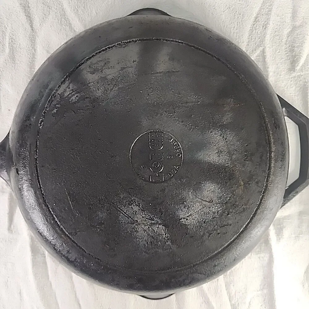 Cast Iron Chefs Skillet Lodge #2 Vintage 12SK 12” Pan Double Handles & Spouts